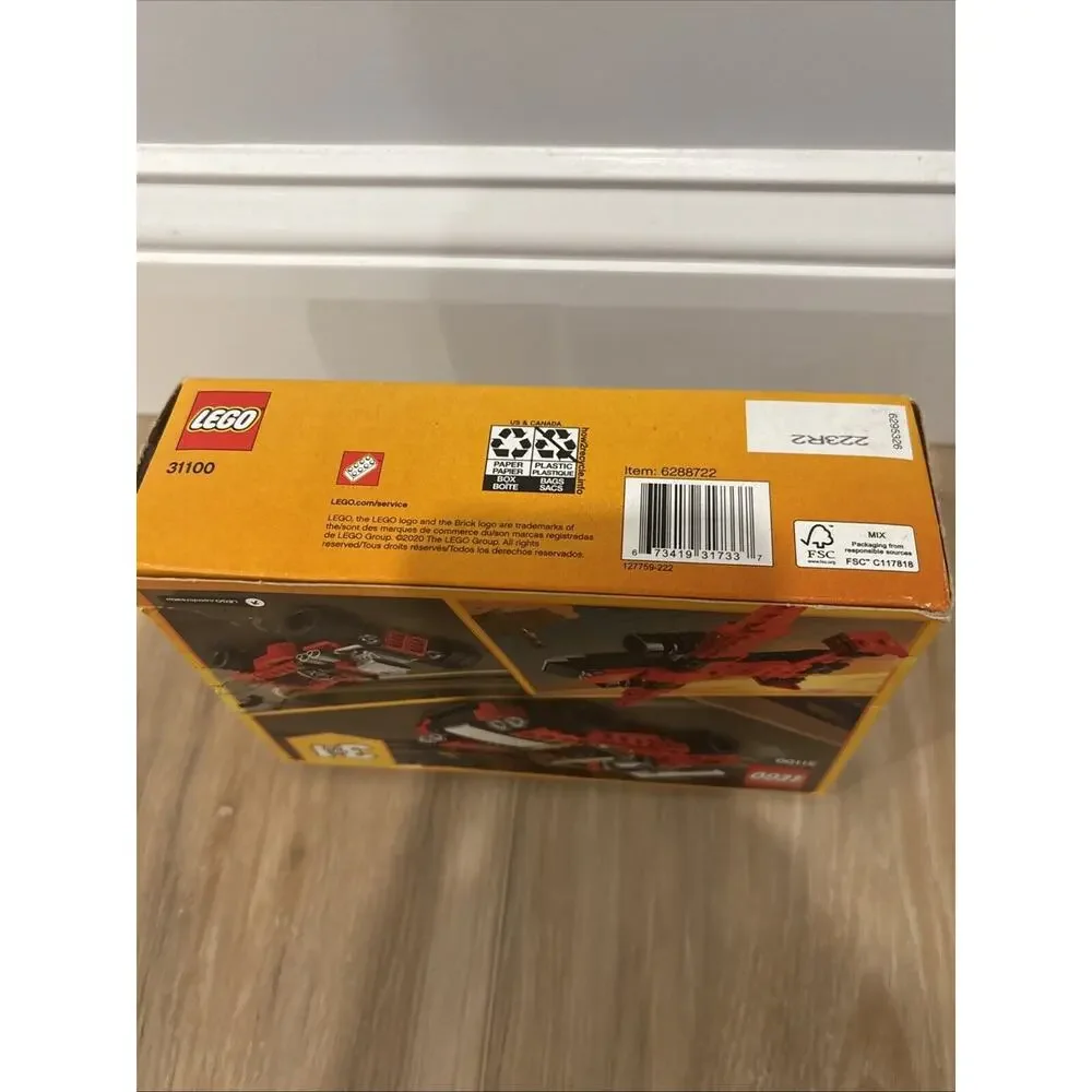 LEGO Creator 3 In 1: Sports Car #31100 / 134 Pieces / 100% Complete